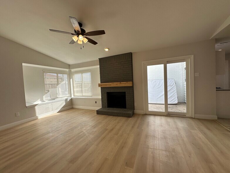 Building Photo - 130 Wilderness Trl