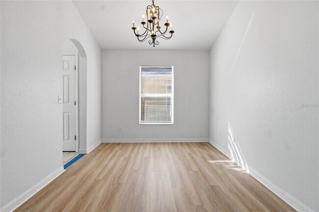 Building Photo - 2764 Rochelle Dr