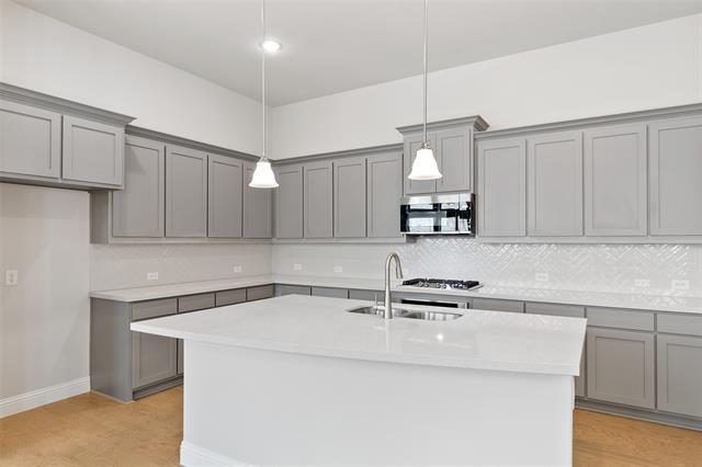 Building Photo - 609 Artesian Dr