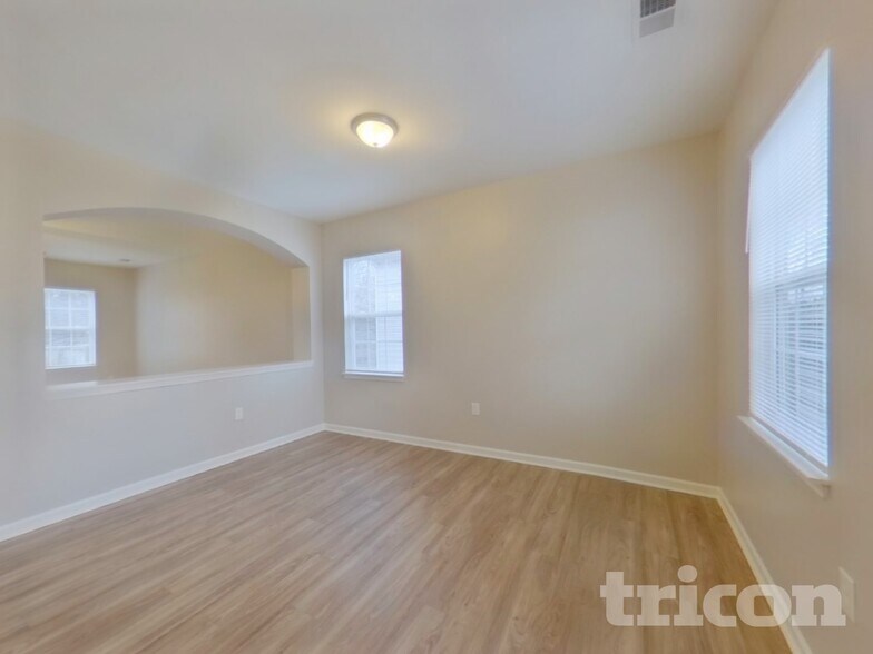 Building Photo - 1221 Jordans Pond Ln