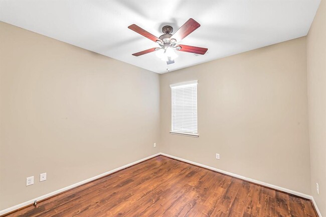 Building Photo - 27523 Huggins Crest Ct