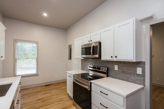 Building Photo - 288 Fourth Street