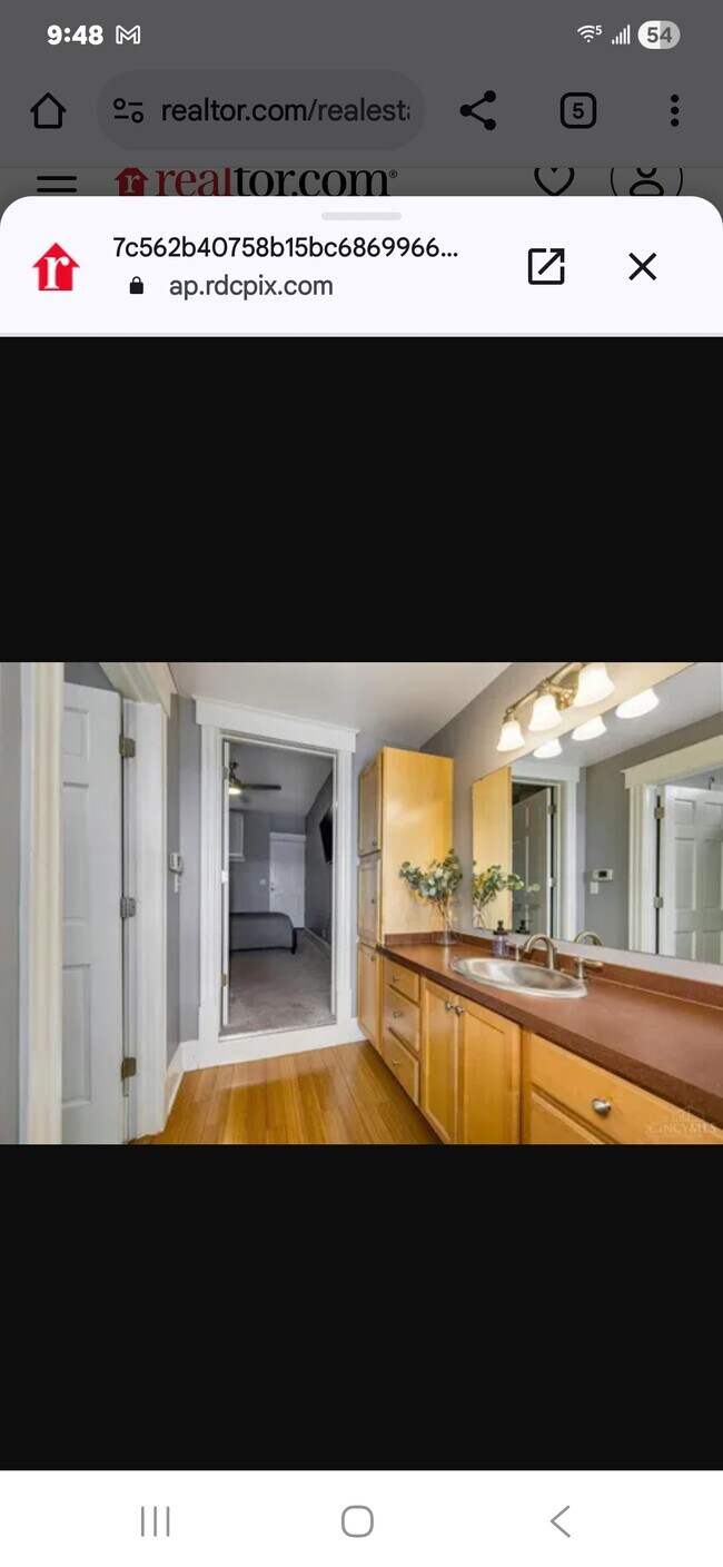 Building Photo - 395 Oregon St