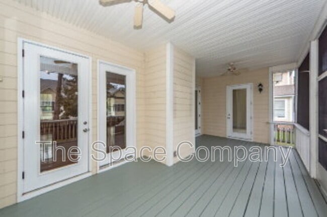 Building Photo - 1150 Quick Rabbit Loop