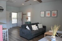 Building Photo - 145 Royal Poste Rd