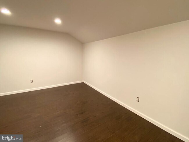 Building Photo - 203 S Snowdon Ct