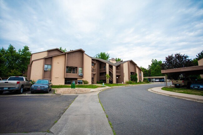 Building Photo - Garden Level Condo in North Boulder