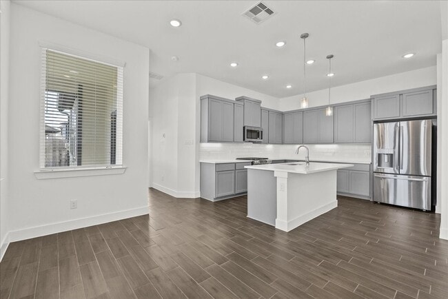 Building Photo - 5206 Sage Hls Dr