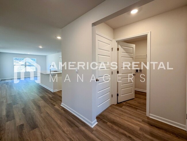 Building Photo - New Construction Home for Rent!