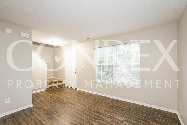 Building Photo - Tons of Space & Double car Garage!