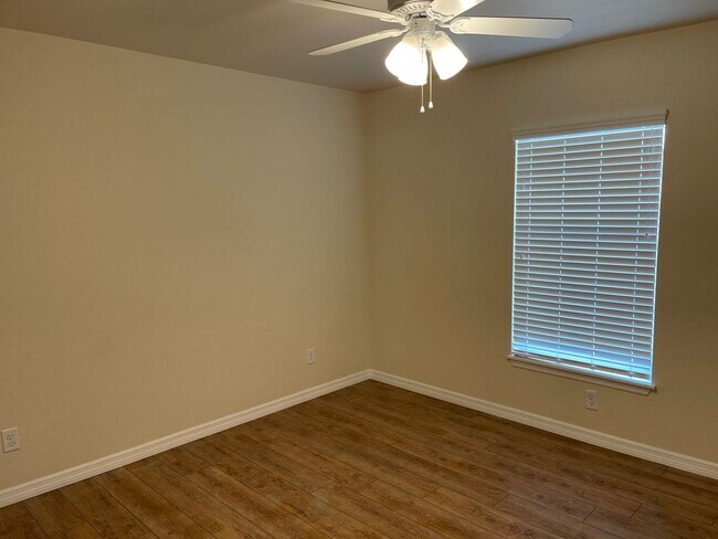 Building Photo - 8118 Juniper Rd