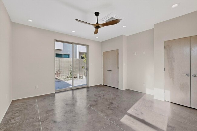 Building Photo - 705 Alcalde Pl SW