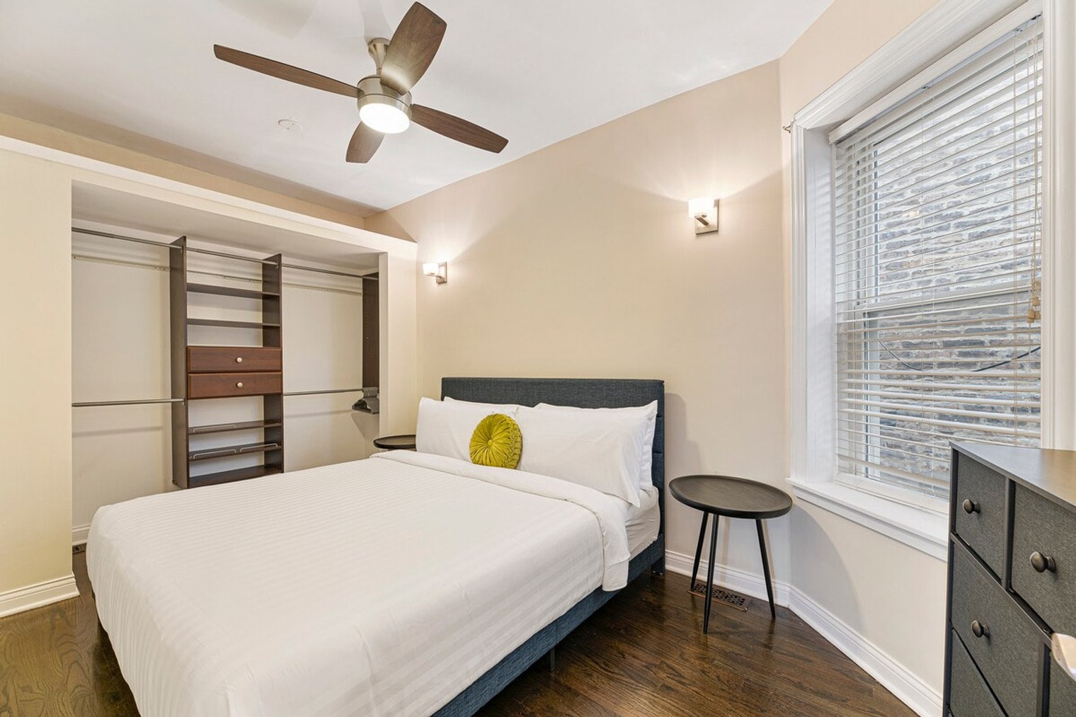 Building Photo - 1351 N Lawndale Ave