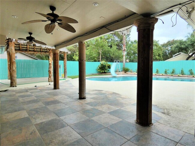 Building Photo - 7511 Renmark Ln