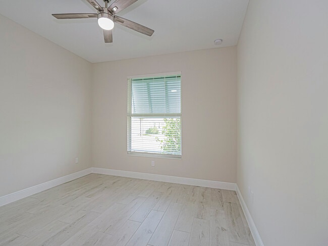 Building Photo - 6423 High Pointe Cir