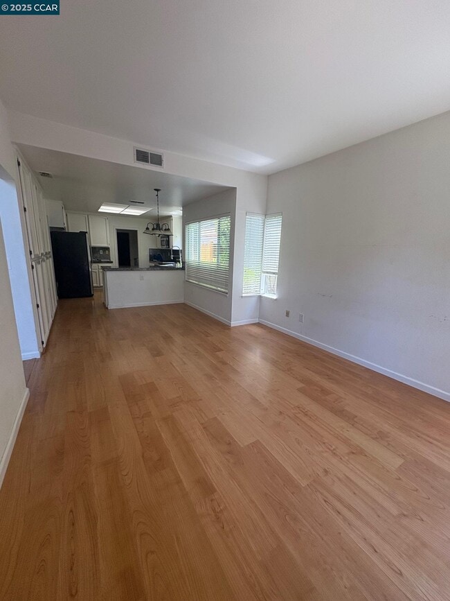 Building Photo - 1029 Lakeridge Pl