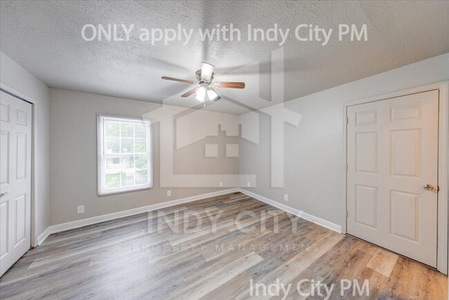 Building Photo - 117 N Riley Ave