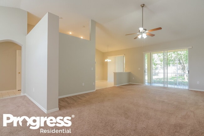 Building Photo - 28147 Brokenmead Path