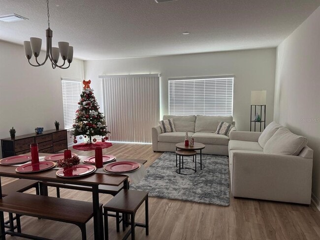 Building Photo - 9348 Westside Hls Dr