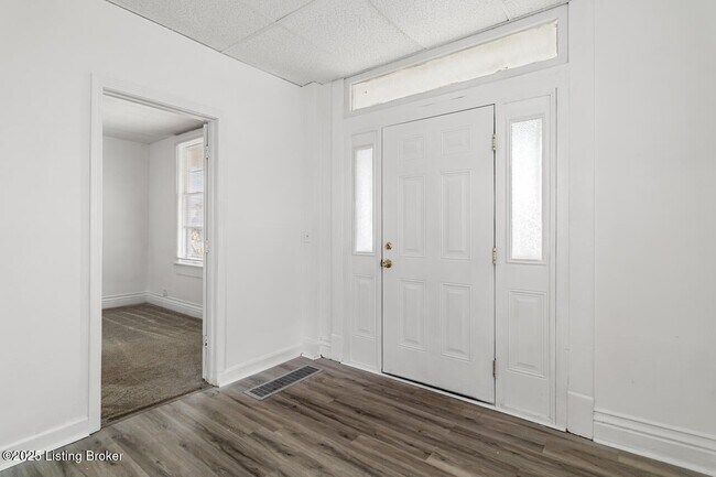 Building Photo - 2604 Hale Ave