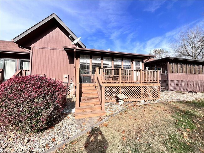 Building Photo - 26 Melinda Ln