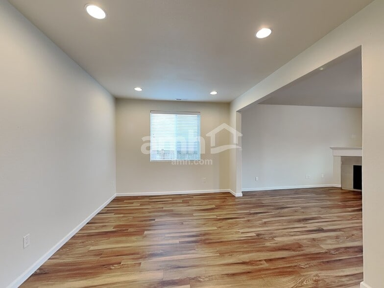 Building Photo - 9128 NE 167th Ct