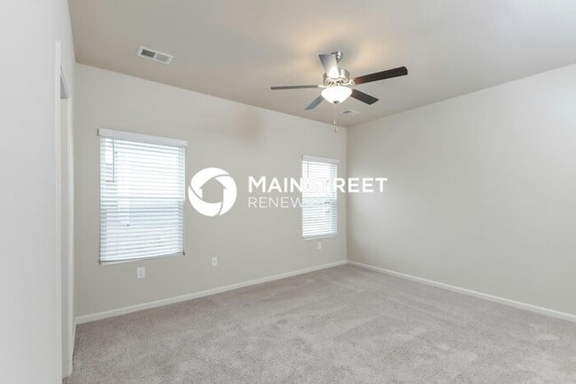 Building Photo - 3 Bedroom Pet-Friendly Home in Springville...