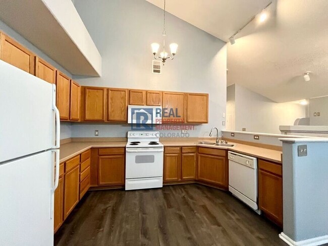 Building Photo - 10371 Cook Way