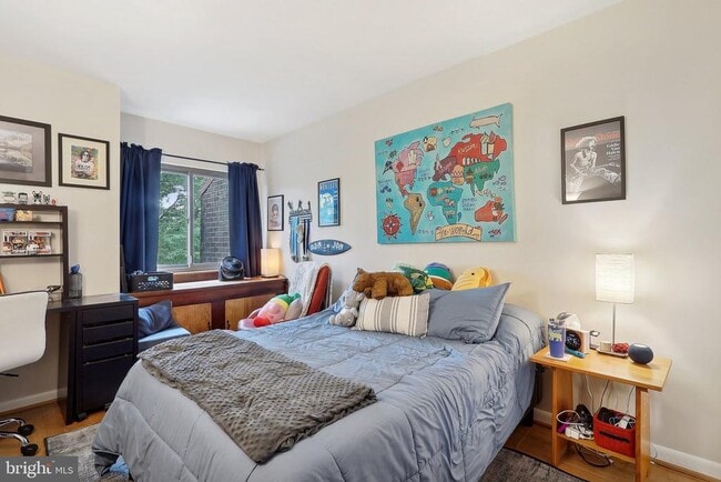 Building Photo - 2031 Approach Ln