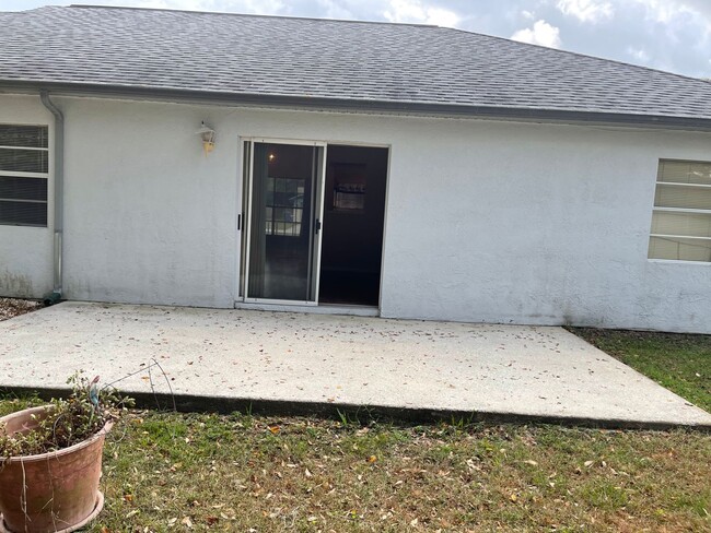 Building Photo - 8487 Dorsey St