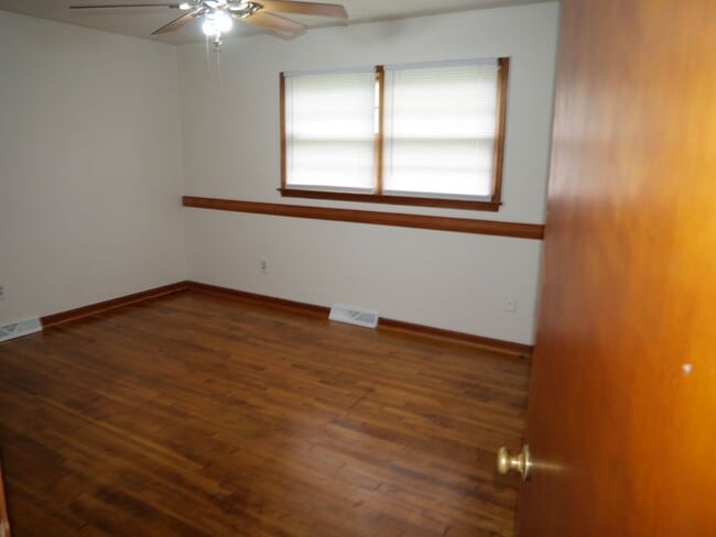 Building Photo - 1642 Wingfield Dr
