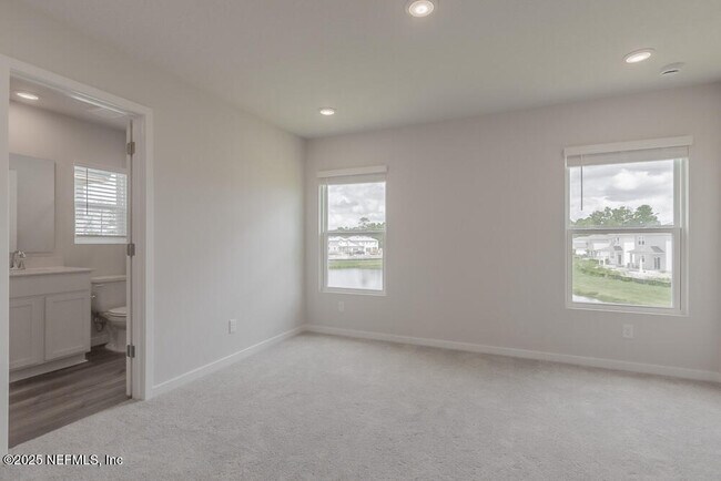 Building Photo - 179 Brazil Nut Cir