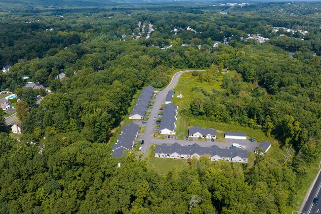 Building Photo - 37 Hunters Ln