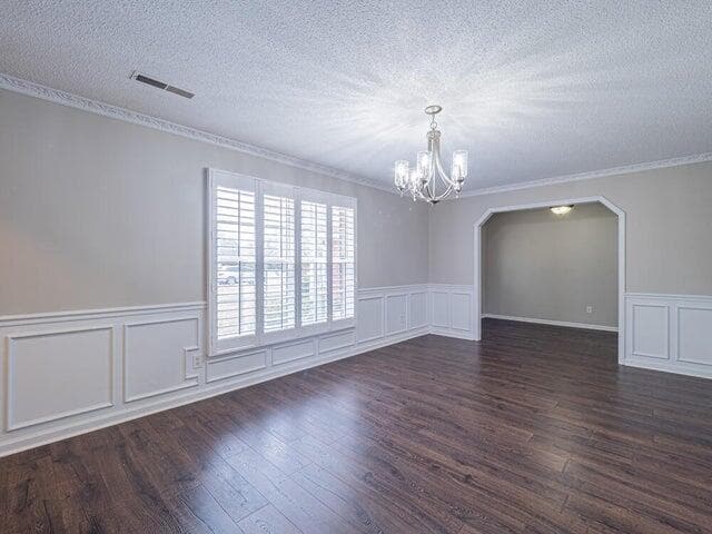 Building Photo - 655 Torrey Pines Dr