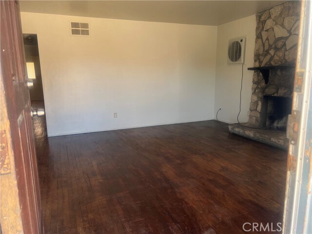 Building Photo - 44302 Kirkland Ave