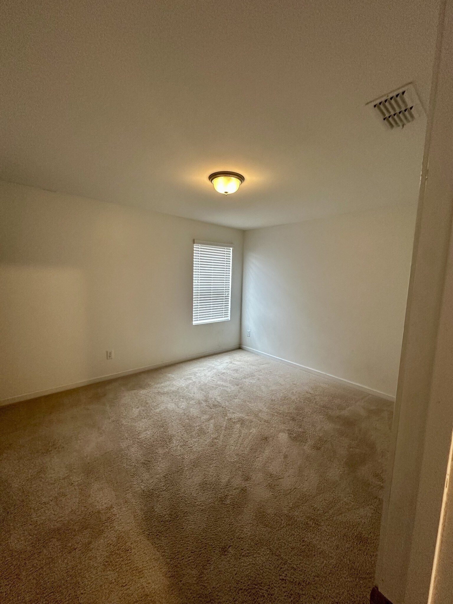 Building Photo - 4714 Venito St