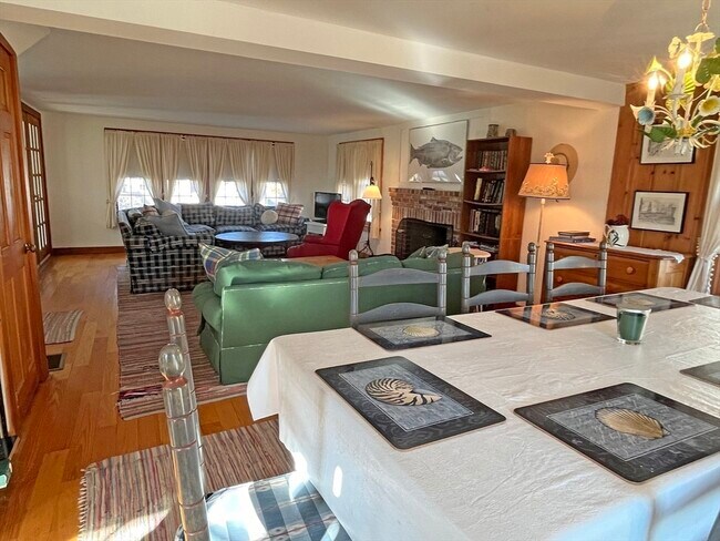 Building Photo - 3 Sagamore Rd