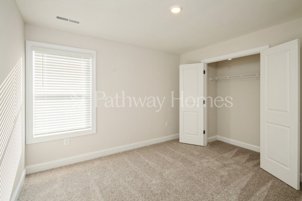 Building Photo - 148 Wembury Ln