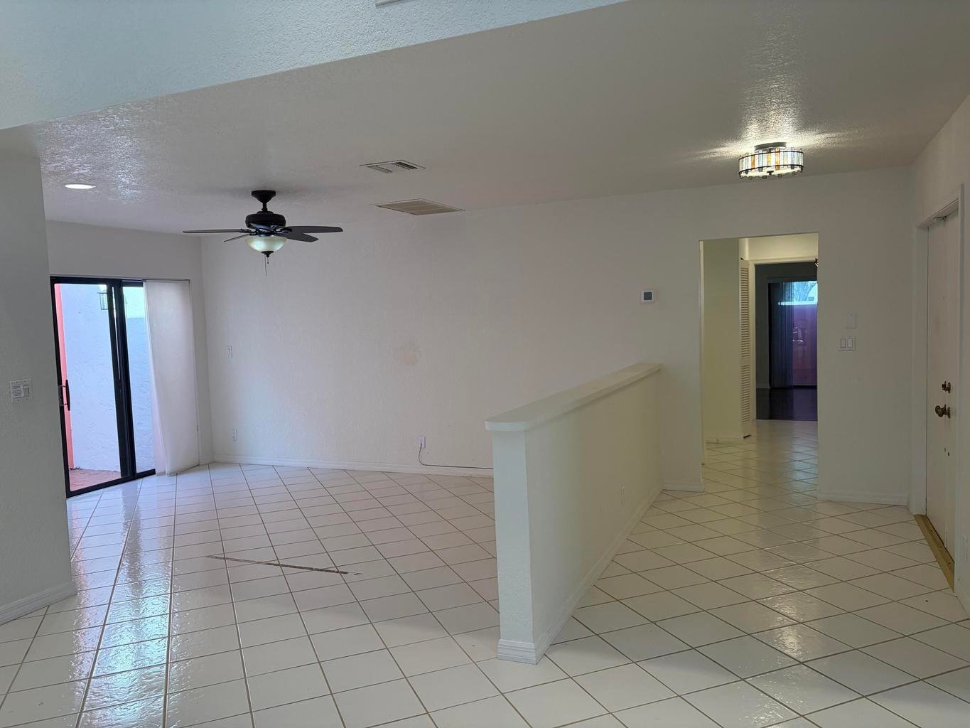 Building Photo - 21435 Campo Allegro Dr
