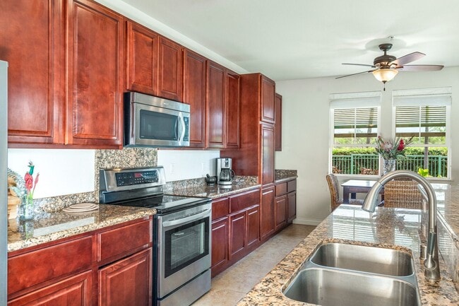 Building Photo - Beautiful Fully Furnished, 2 Bed, 2.5 Bath Kai Ani Village Townhome with Saltwater Pool
