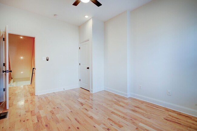 Building Photo - ? Spacious Living in the Heart of Philadelphia