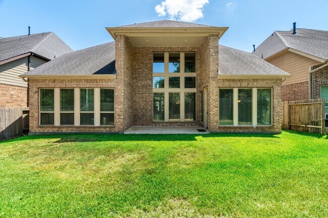 Building Photo - 138 Meadow Run Dr