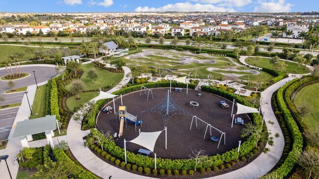 Building Photo - 15866 Orchard Dr