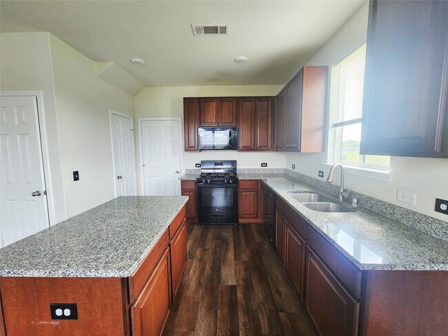 Building Photo - 14503 Sweet Cherry Dr