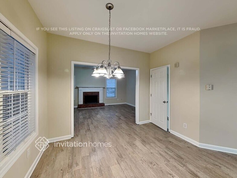 Building Photo - 3283 Fruitwood Ln