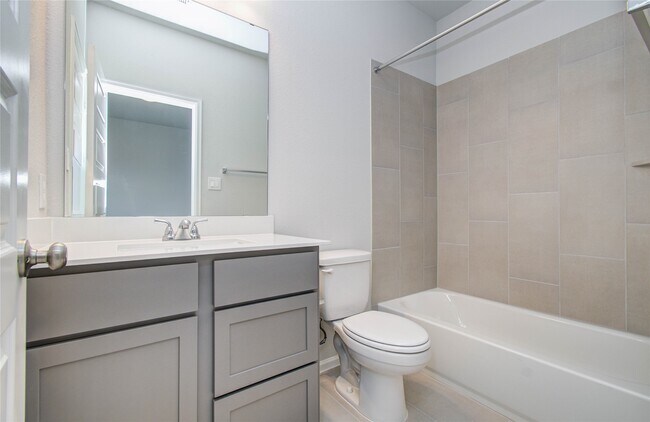 Building Photo - 10731 Aquila Star Dr