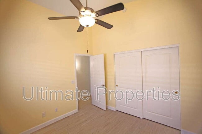 Building Photo - 20622 N 102nd Ln