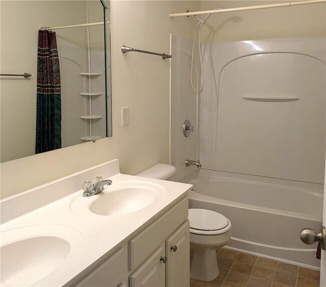 Building Photo - 3075 Whittier Way