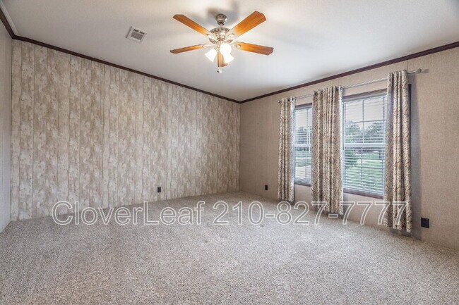 Building Photo - 413 Co Rd 6812