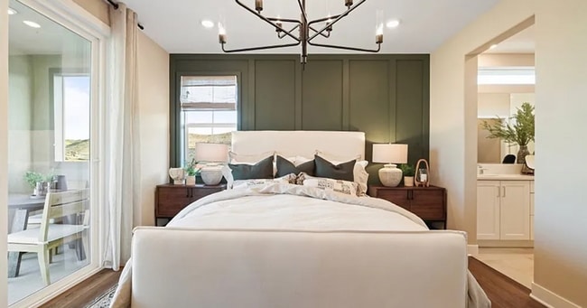 Building Photo - Newer 4BR Valencia Home in Solaire | Pool Community | Prime Location